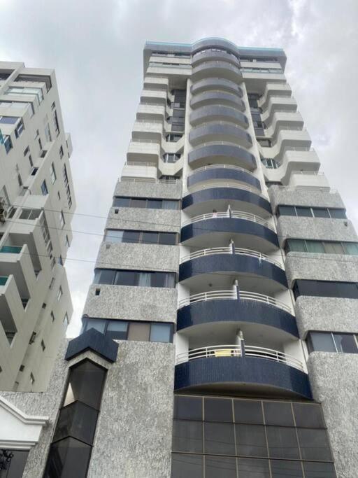 Apartamento , Vista A La Ciudad Antigua Y Playa Cartagena Ngoại thất bức ảnh